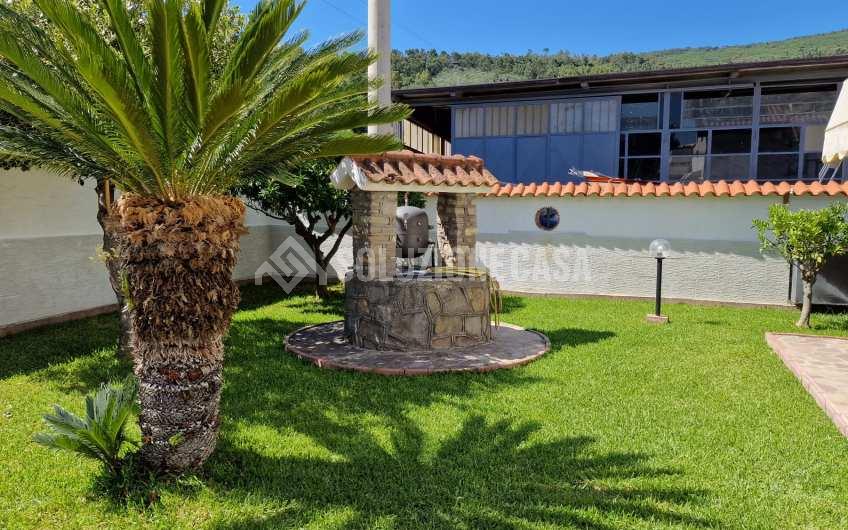 SC1239 Villa con giardino e area piscina a San Marco di Castellabate