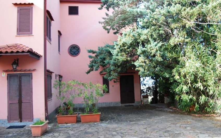 SC1078 Fabbricato di ampia metratura Laureana Cilento