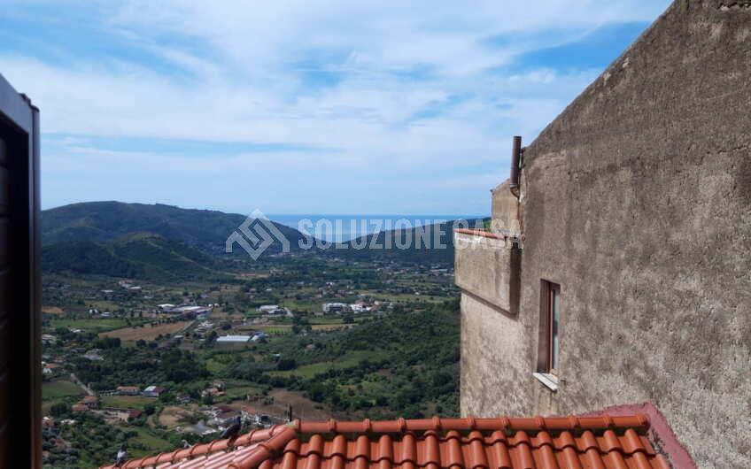 SC1132 Appartamento bilivelli da ultimare nel borgo di Castellabate