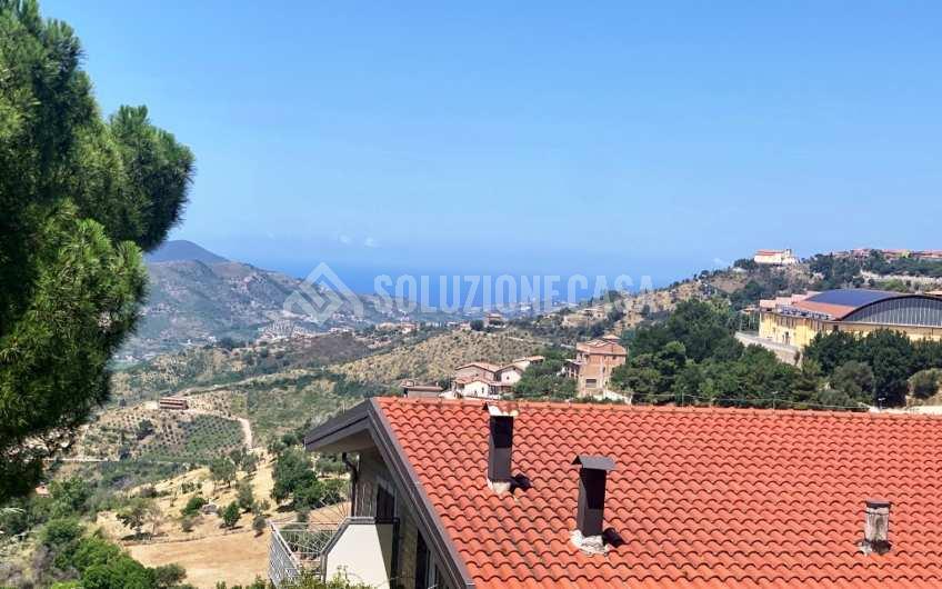 SC1153 Appartamento con terrazza vista mare a Torchiara località Copersito