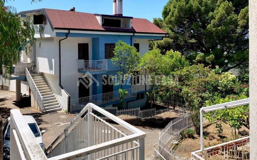 SC1153 Appartamento con terrazza vista mare a Torchiara località Copersito