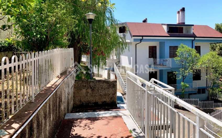 SC1153 Appartamento con terrazza vista mare a Torchiara località Copersito
