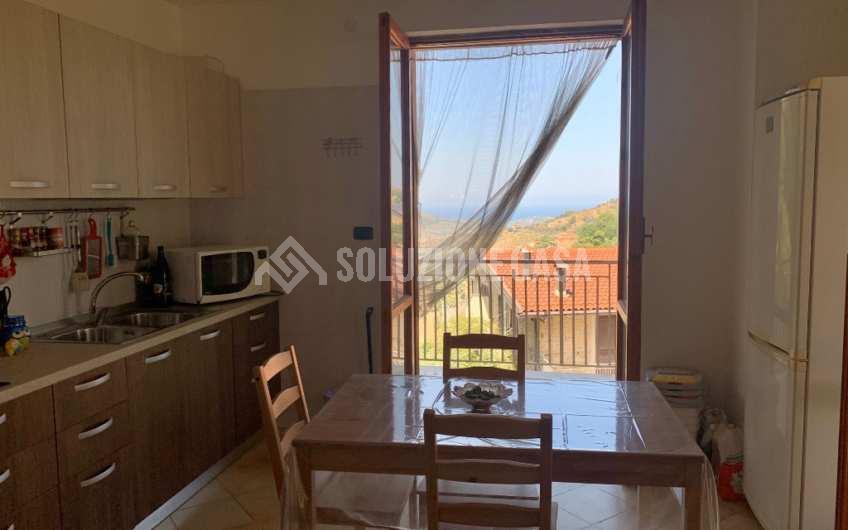 SC1153 Appartamento con terrazza vista mare a Torchiara località Copersito