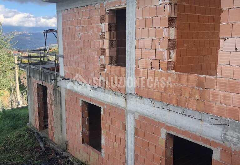 SC1179 Fabbricato al gezzo con terreno Castellabate località San Pietro