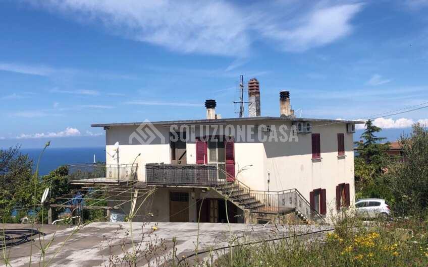 SC1184 Appartamento in bifamiliare con vista mare a Castellabate contrada Valle