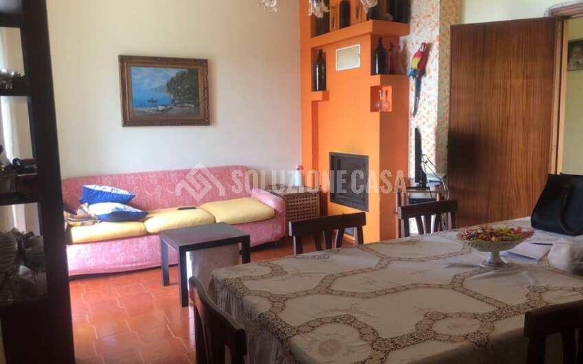 SC1184 Appartamento in bifamiliare con vista mare a Castellabate contrada Valle