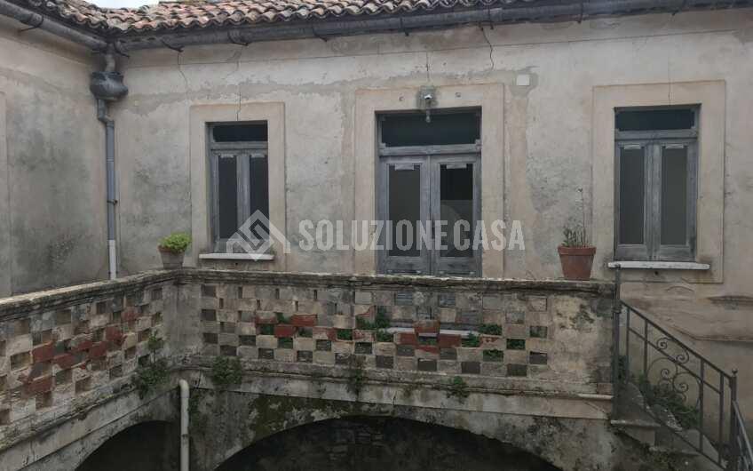 SC1187 Casale storico con terreno nel Cilento a Montecorice