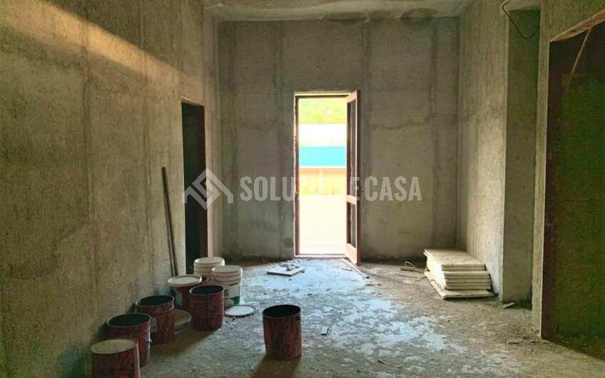SC1191 Fabbricato industriale su più livelli con cortile privato ad Ogliastro Cilento zona Industriale
