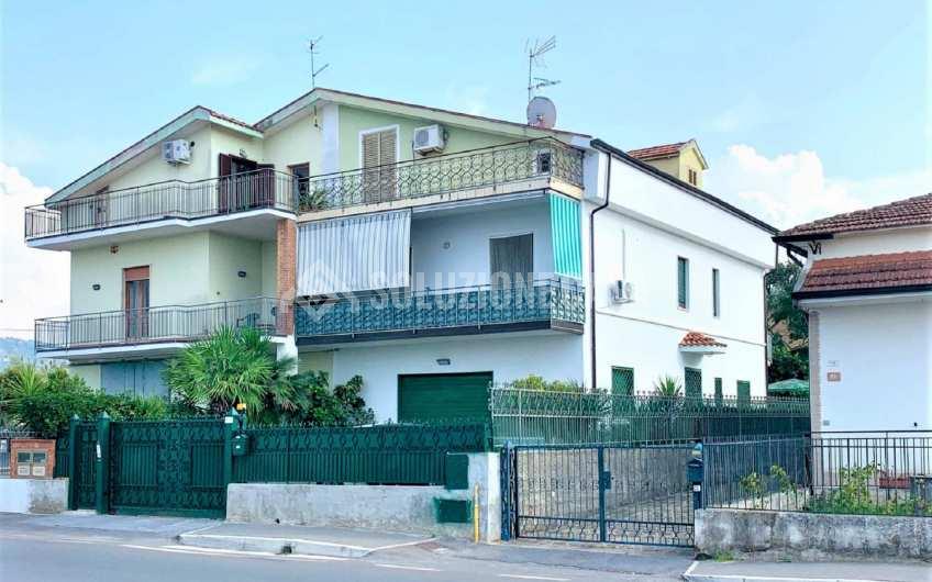 SC1136 Appartamento con box auto Agropoli frazione Mattine