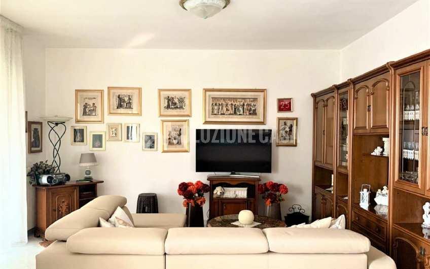 SC1136 Appartamento con box auto Agropoli frazione Mattine