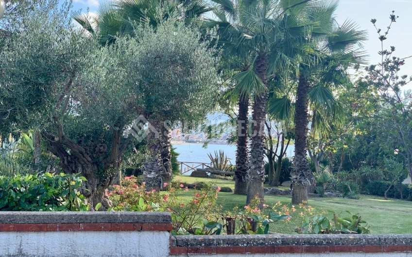 FT20 Villa singola in fitto transitorio con discesa a mare ad Agropoli