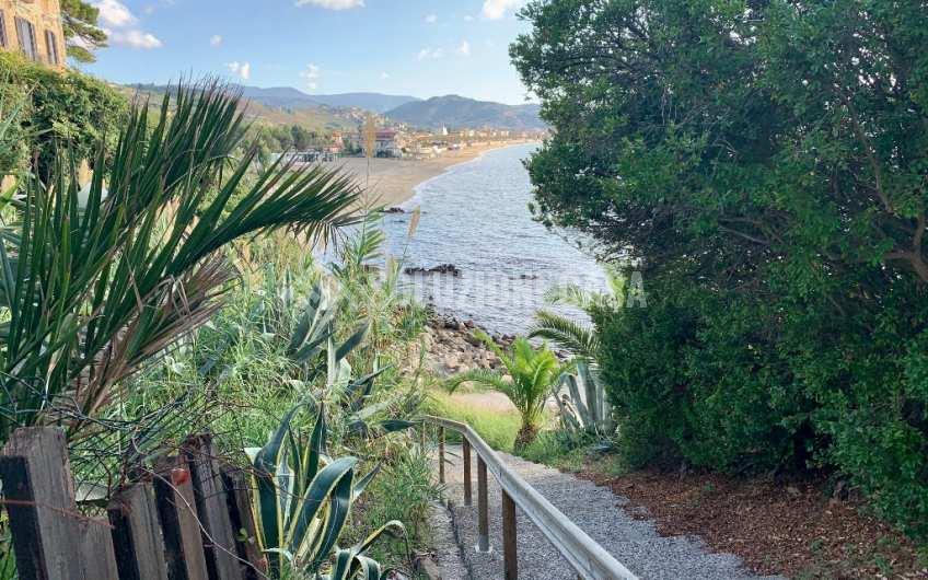 FT20 Villa singola in fitto transitorio con discesa a mare ad Agropoli