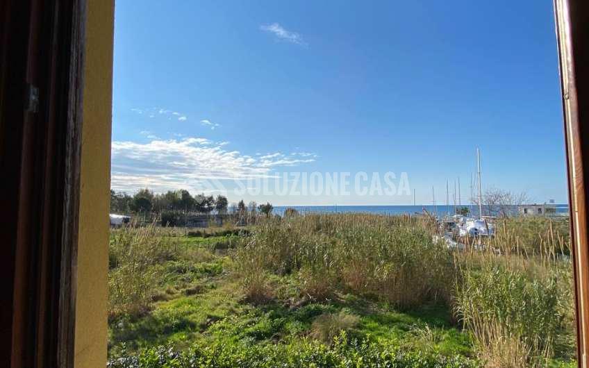 SC1211 Appartamento al mare con terrazzo Agnone Cilento