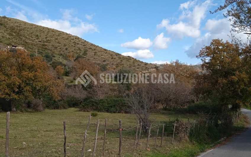 SC1215 Ampio fondo con ruderi a Montecorice