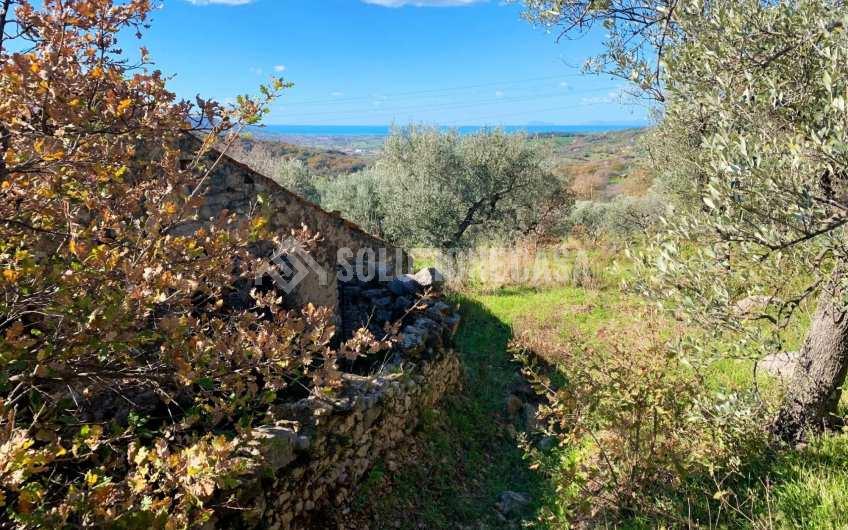 SC1217 Casale in pietra con vista mare in vendita a Giungano