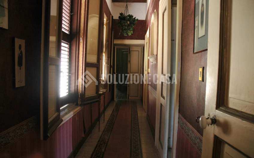 SC934 Prestigioso palazzo d’epoca nel borgo di Ogliastro Cilento