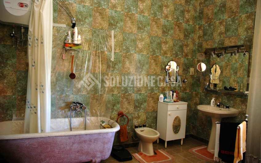SC934 Prestigioso palazzo d’epoca nel borgo di Ogliastro Cilento