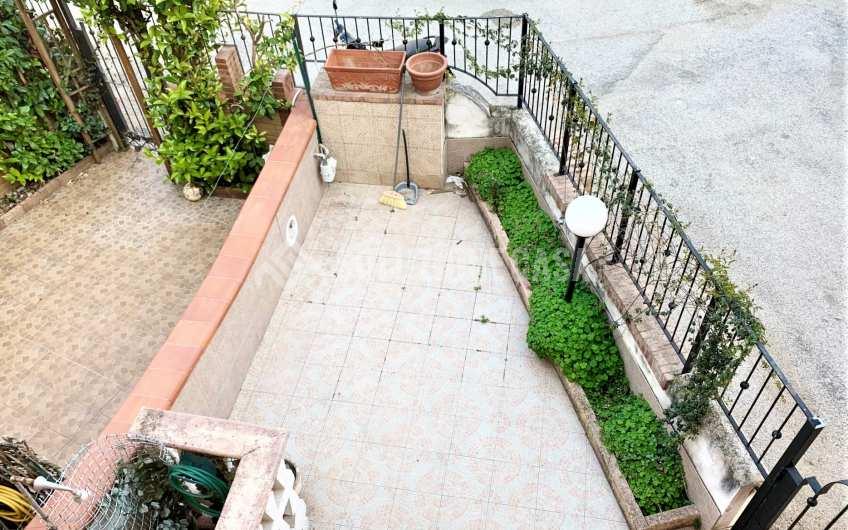 SC1223 Villetta a schiera con giardino e box auto  Agropoli Mattine