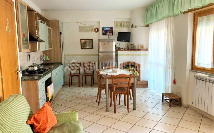 SC1223 Villetta a schiera con giardino e box auto  Agropoli Mattine
