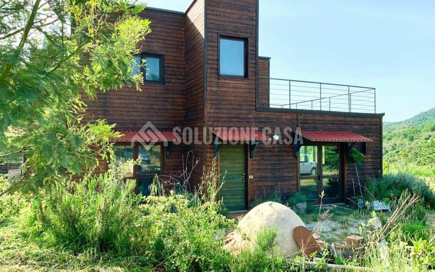 SC1235 Casale in legno immerso nella natura nel parco del Cilento