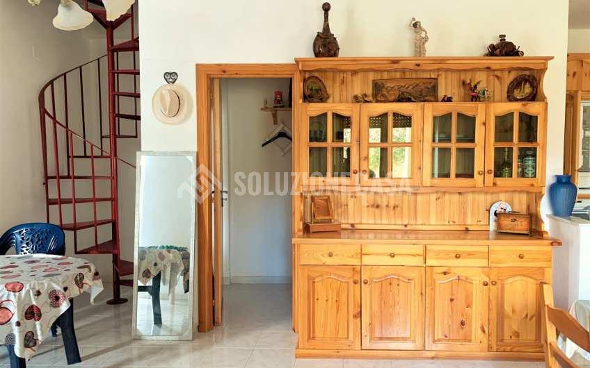 SC1232 Fabbricato plurifamiliare con terreno a Laureana Cilento località Acquasanta