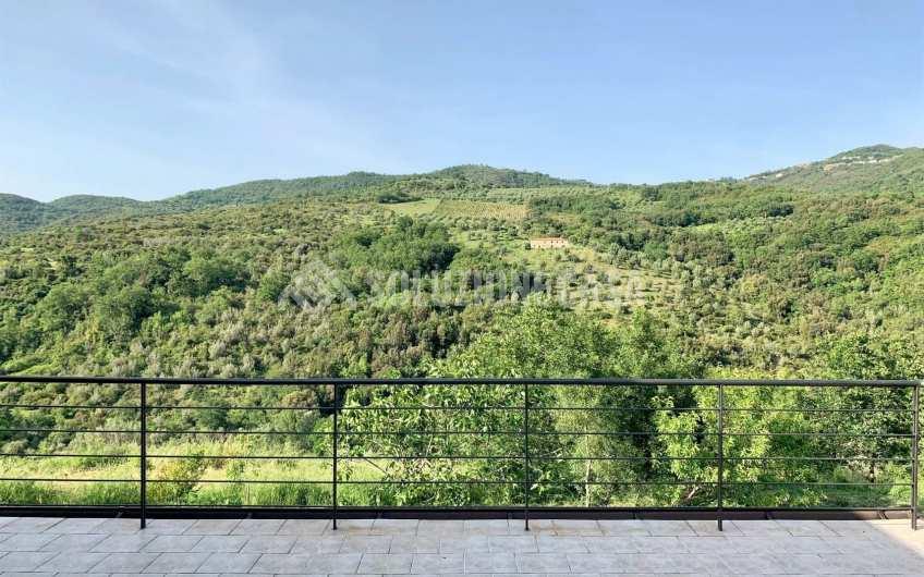 SC1235 Casale in legno immerso nella natura nel parco del Cilento