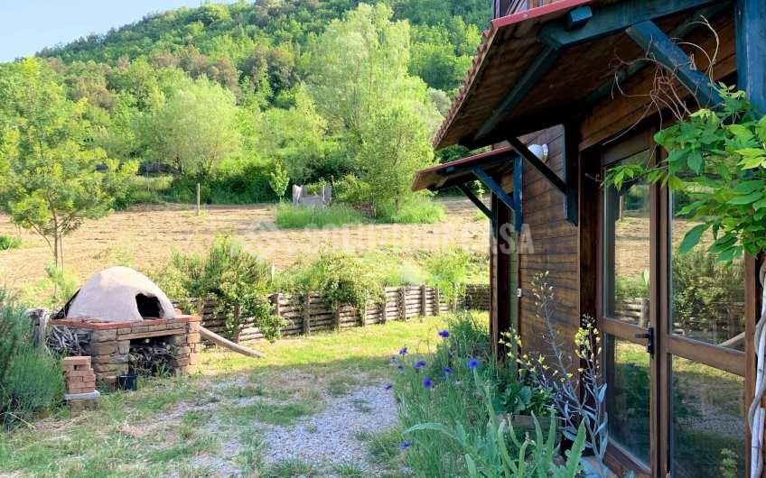 SC1235 Casale in legno immerso nella natura nel parco del Cilento
