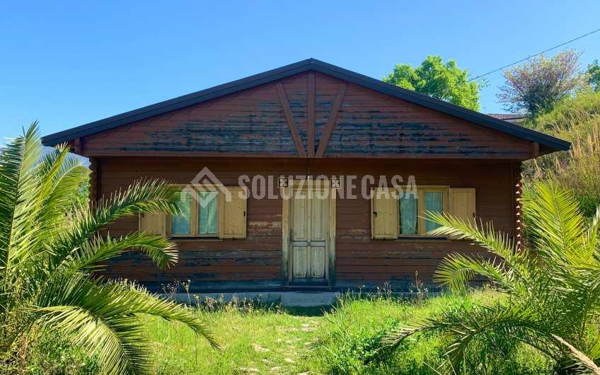 SC1230 Casetta in legno con terreno a Cicerale