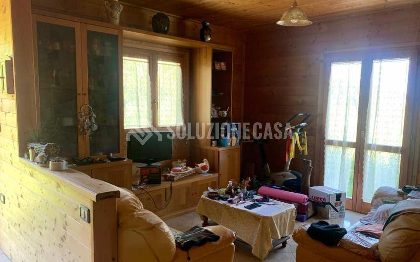 SC1230 Casetta in legno con terreno a Cicerale