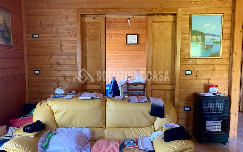 SC1230 Casetta in legno con terreno a Cicerale