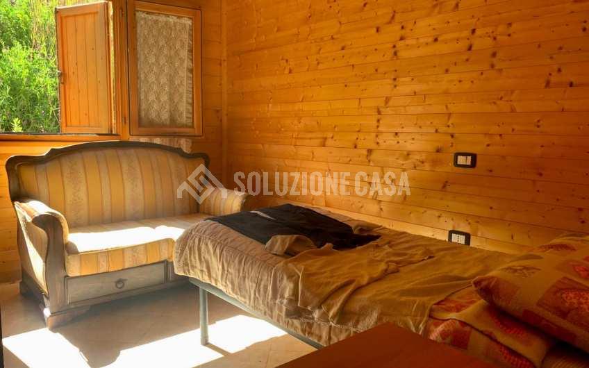 SC1230 Casetta in legno con terreno a Cicerale