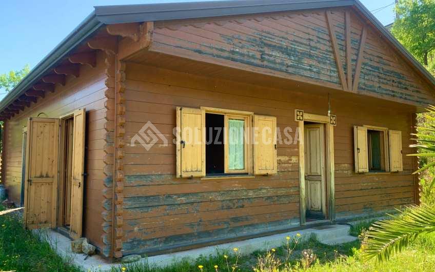 SC1230 Casetta in legno con terreno a Cicerale