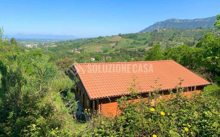 SC1230 Casetta in legno con terreno a Cicerale