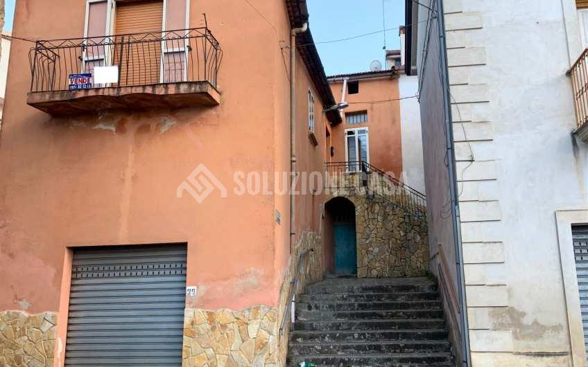 SC1242 Fabbricato affiancato a San Mango Cilento