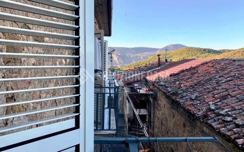 SC1162A Vendesi tre unità abitative ad Ogliastro Cilento, Frazione Finocchito