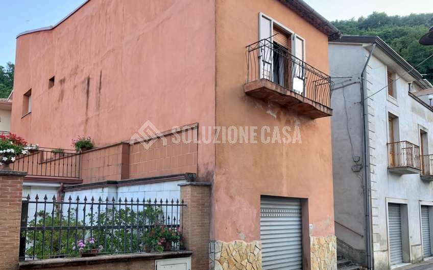 SC1242 Fabbricato affiancato a San Mango Cilento