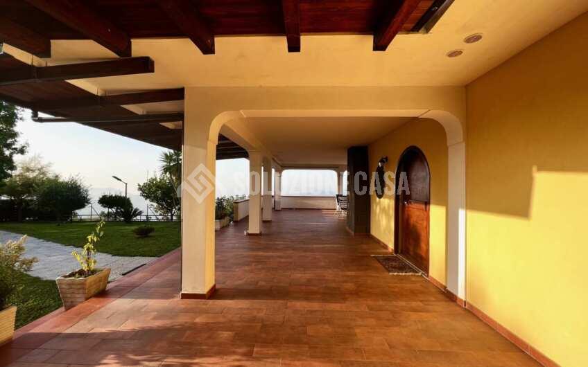 SC1258 Stupenda villa vista mare a Laureana Cilento