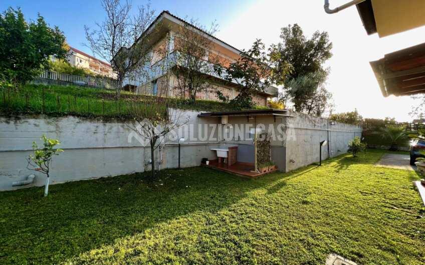 SC1258 Stupenda villa vista mare a Laureana Cilento