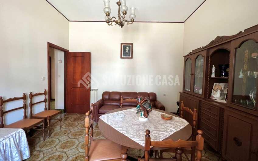 SC1264 Appartamento con ingresso indipendente e terrazzo ad Ogliastro Cilento