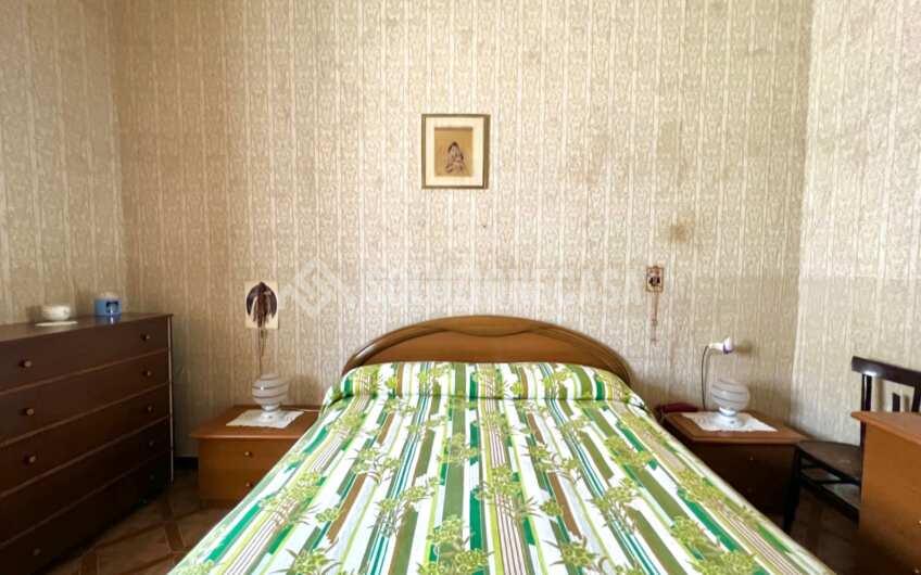 SC1264 Appartamento con ingresso indipendente e terrazzo ad Ogliastro Cilento