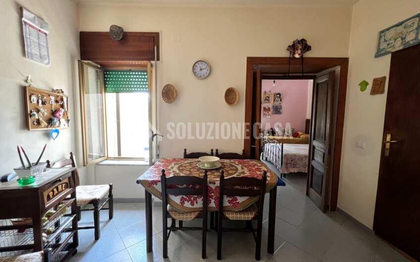 SC1253 Vendesi due unità abitative nel borgo di Rutino