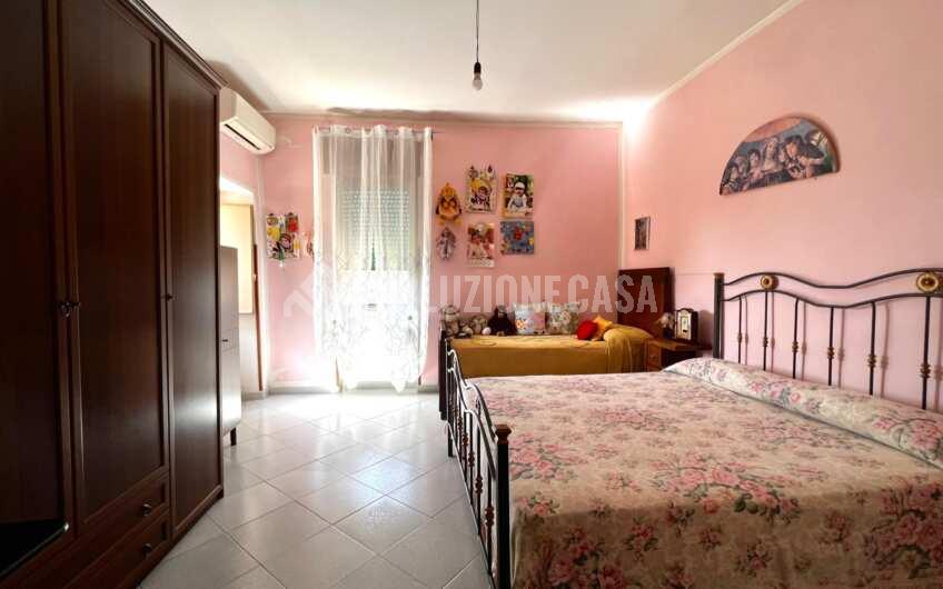 SC1253 Vendesi due unità abitative nel borgo di Rutino