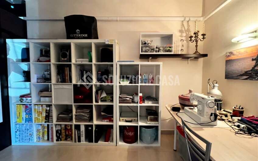 SC1261 Villa bifamiliare su 3 livelli di recente costruzione con giardino privato