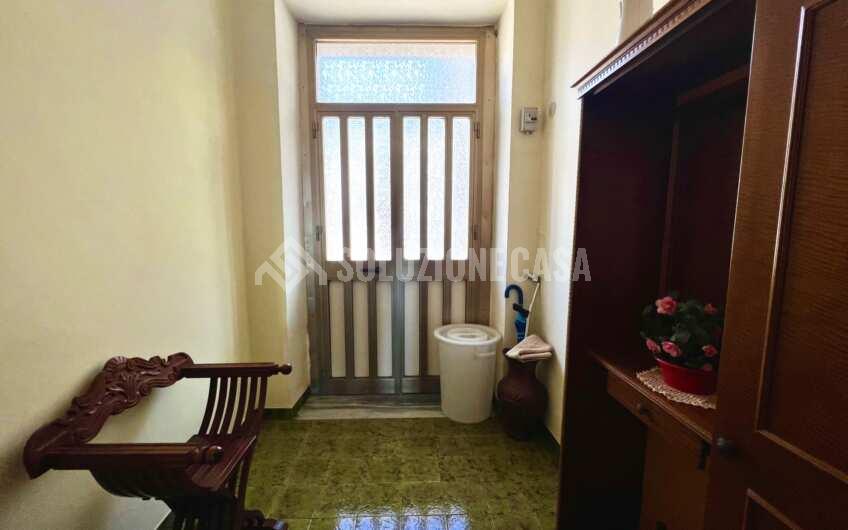 SC1264 Appartamento con ingresso indipendente e terrazzo ad Ogliastro Cilento