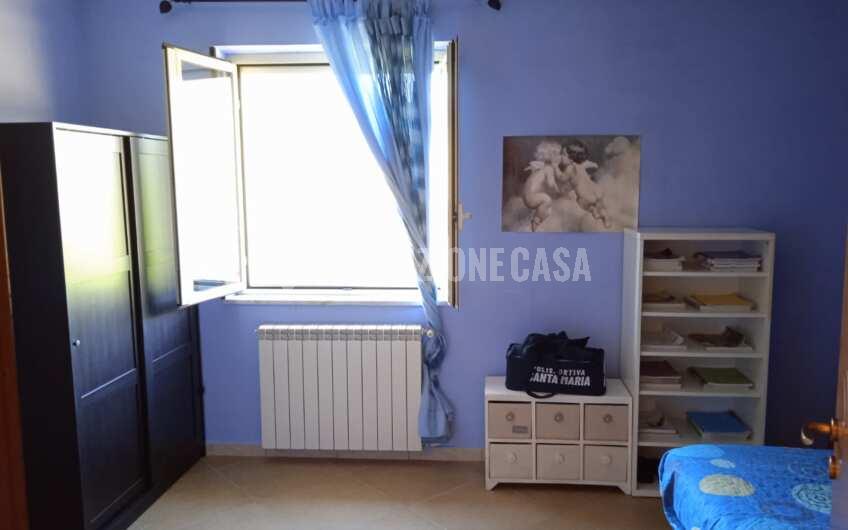 SC1267 Villa su due livelli con ampio giardino in Montecorice località Giungatelle