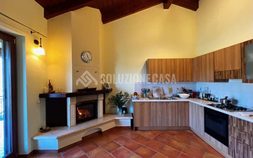 SC1270 Panoramico Casale in pietra con dependance di recente costruzione a Prignano Cilento