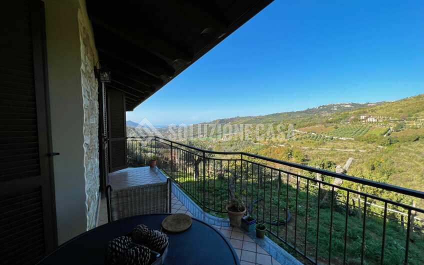 SC1270 Panoramico Casale in pietra con dependance di recente costruzione a Prignano Cilento
