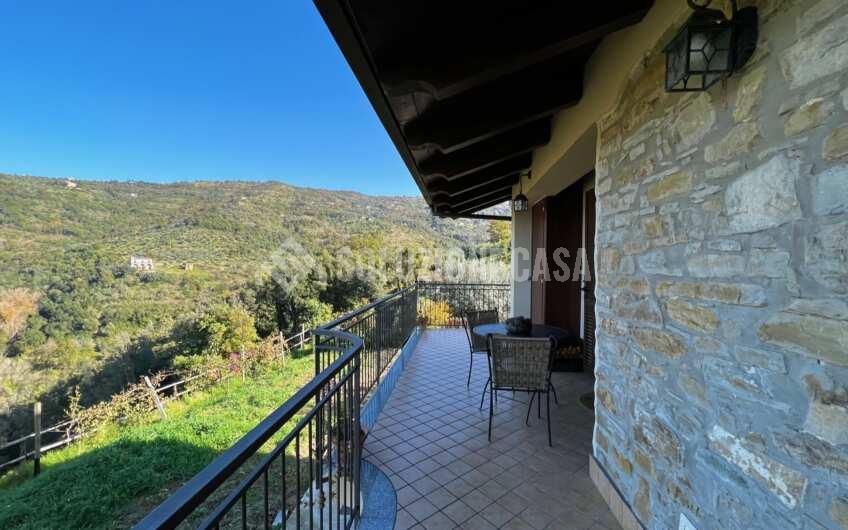 SC1270 Panoramico Casale in pietra con dependance di recente costruzione a Prignano Cilento