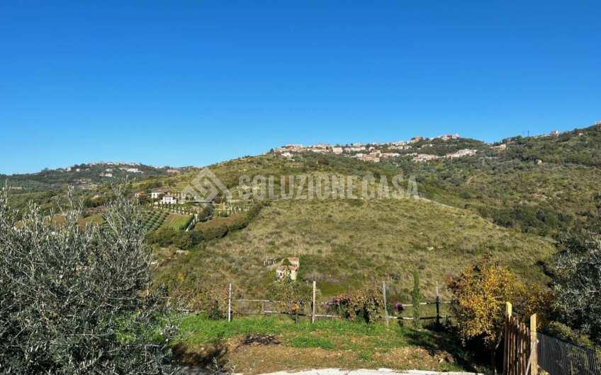 SC1270 Panoramico Casale in pietra con dependance di recente costruzione a Prignano Cilento