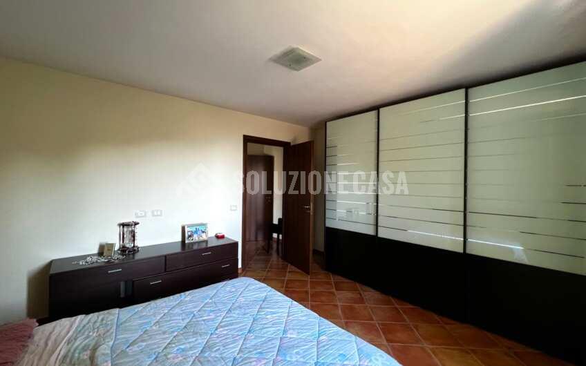 SC1270 Panoramico Casale in pietra con dependance di recente costruzione a Prignano Cilento